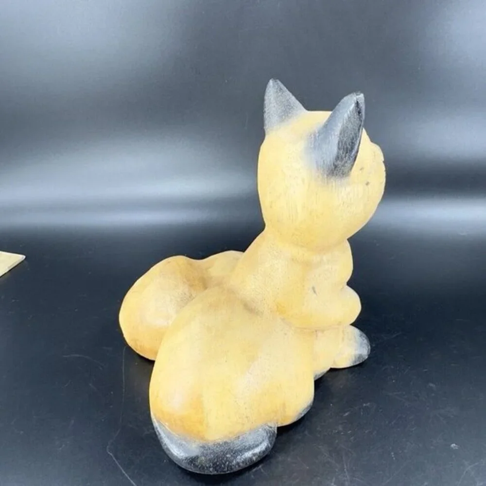 Vintage Hand Carved Wood Kitty Cat‎ Figurine Brown With Blue Eyes Cats Figure